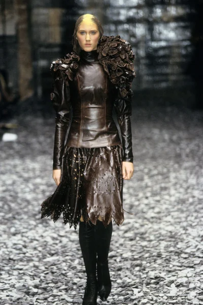 Look 26